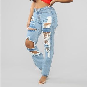 Fashion Nova With Just A Look Boyfriend Jeans NWT